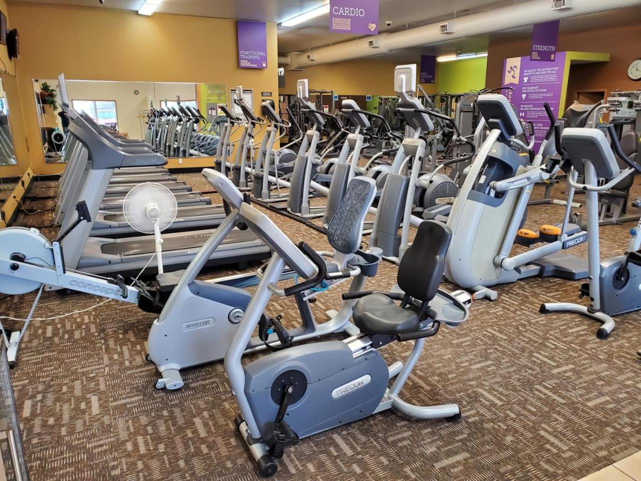 Amerivu Inn And Suites - Crookston Zewnętrze zdjęcie
